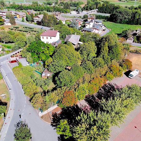 דירות אאוסטה Cascina Des Religieuses מראה חיצוני תמונה